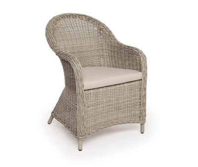 Freja kurvestol i lys grå inklusiv sædehynde set fra siden