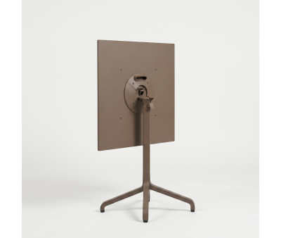 Nardi Cafebord Med Vip Professionel  70x70cm - Tabacco
