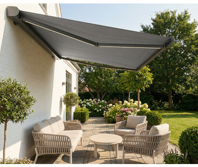 Bøg markise – fuldkassette med motor og LED – 3,5 x 3 meter – Grå